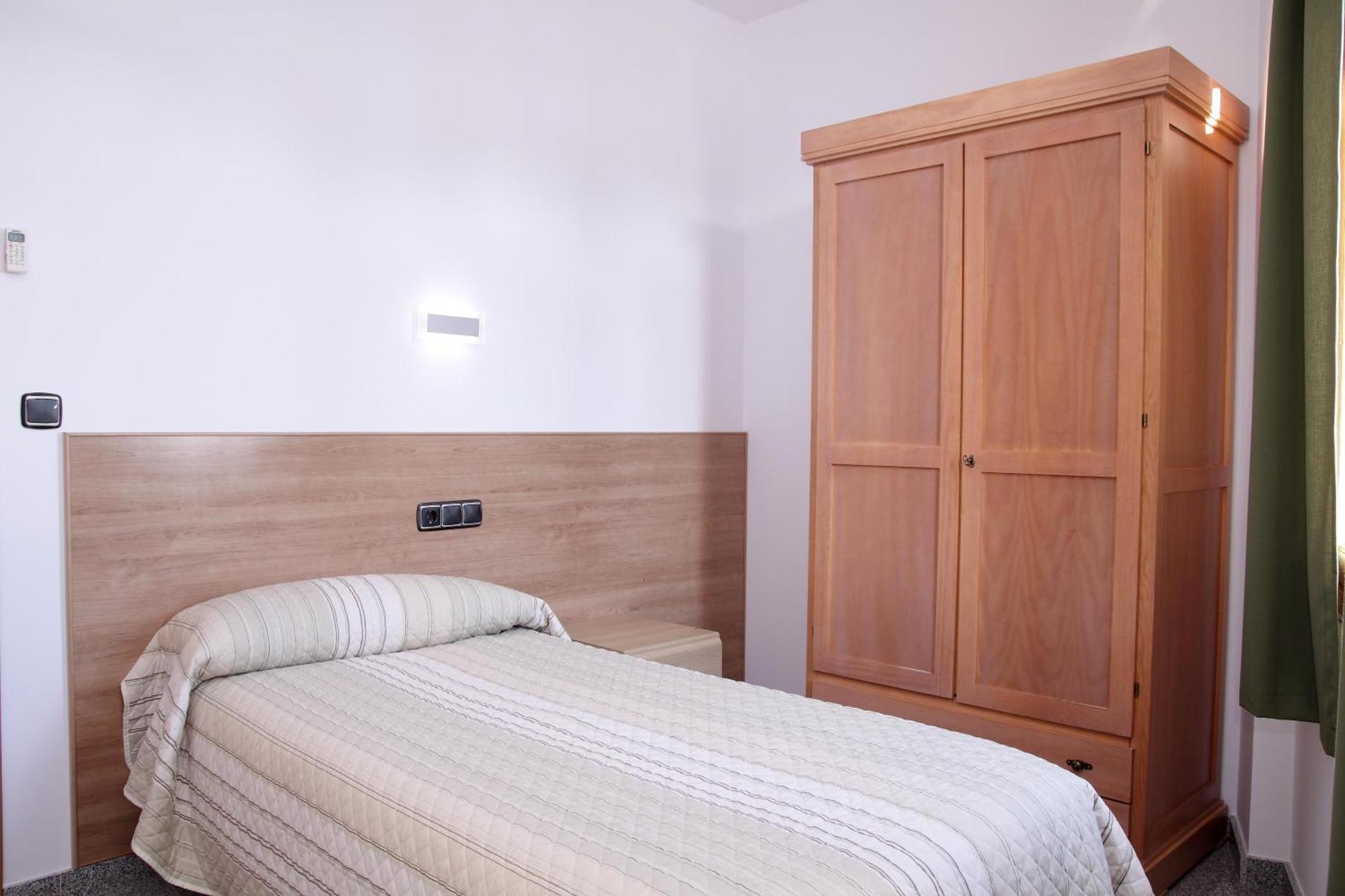 Hotel Albanta La Lantejuela Eksteriør bilde