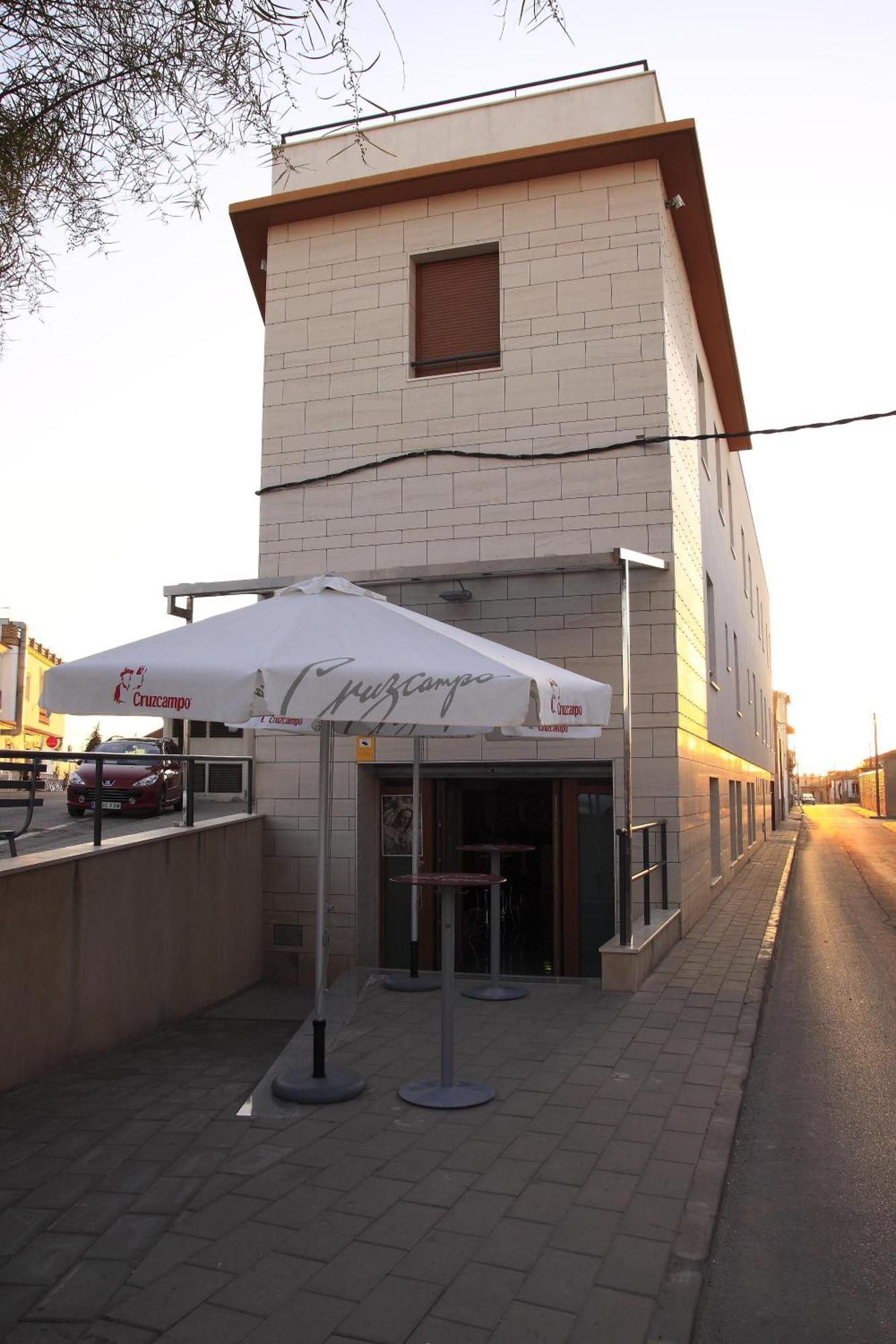 Hotel Albanta La Lantejuela Eksteriør bilde