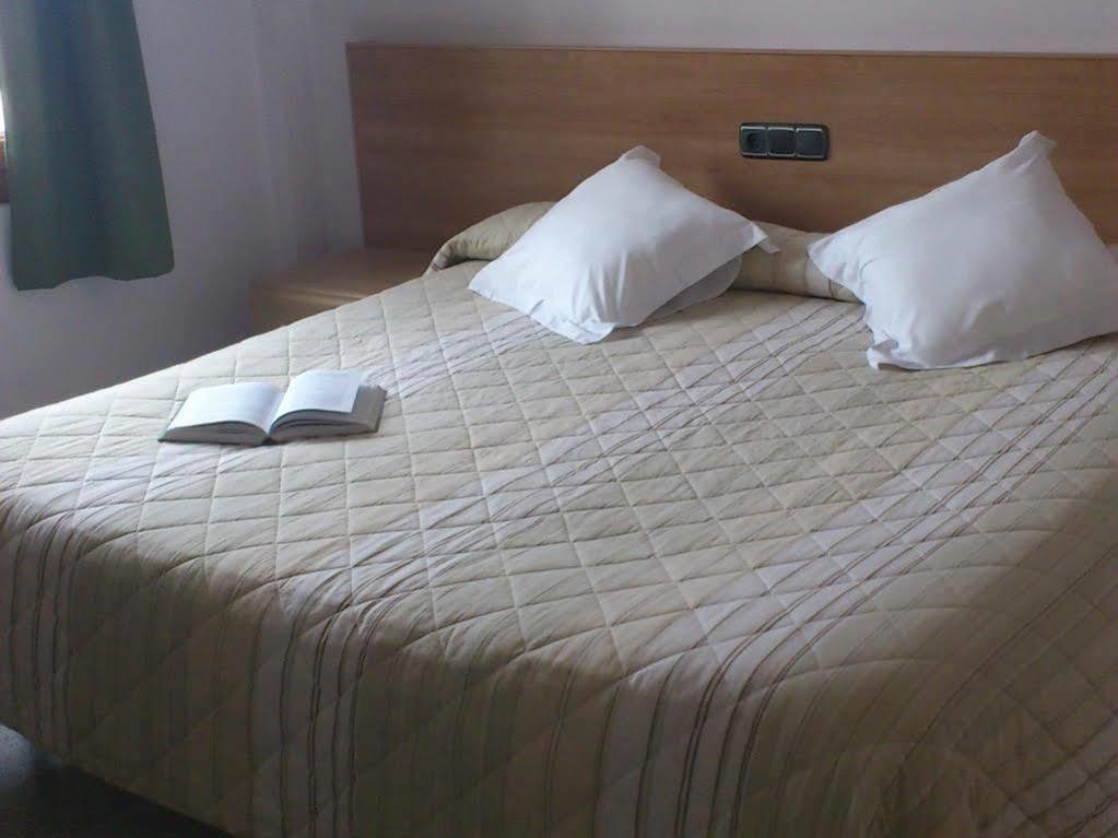 Hotel Albanta La Lantejuela Eksteriør bilde